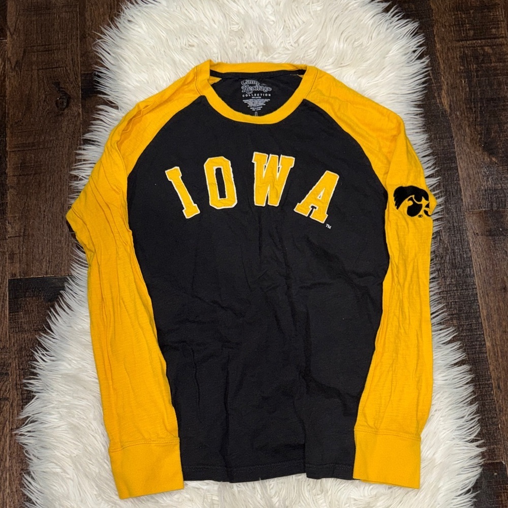 Iowa Long Sleeve Raglan Shirt